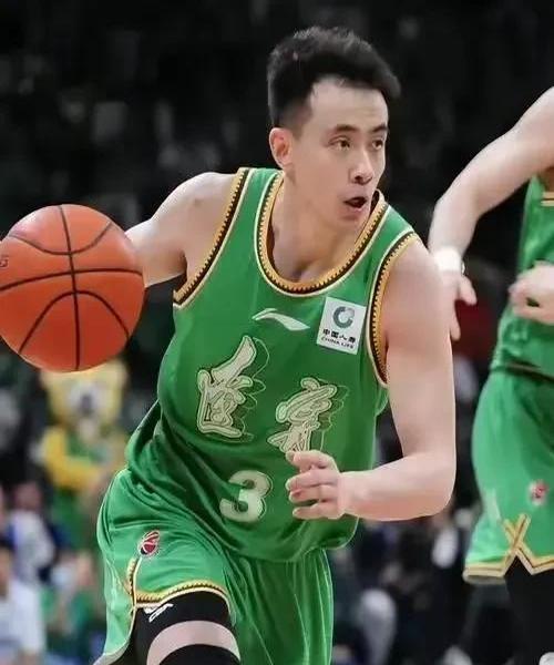 多特蒙德风生水起！三连胜冲击德甲前四势不可挡的简单介绍